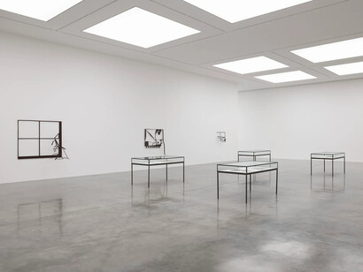 Richard Hunt, Metamorphosis. A retrospective, exhibition view. Courtesy of White Cube Gallery