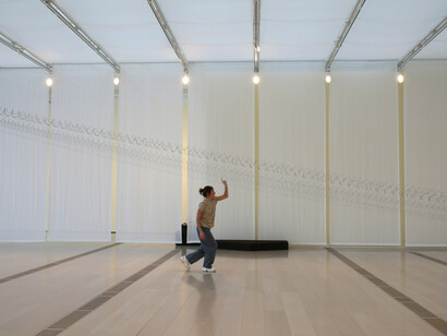 Cooking Sections, Las olas perdidas (Les vagues perdues), vue de l'exposition. Avec l'aimable autorisation du Centro Botín