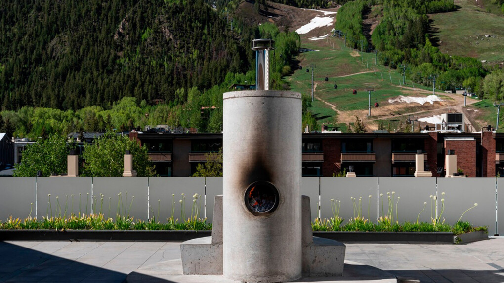 Oscar Tuazon. Courtesy of Aspen Art Museum