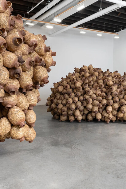 Kat Howard, In place of no, my mouth leaks honey, exhibition view. Courtesy of Carvalho Park