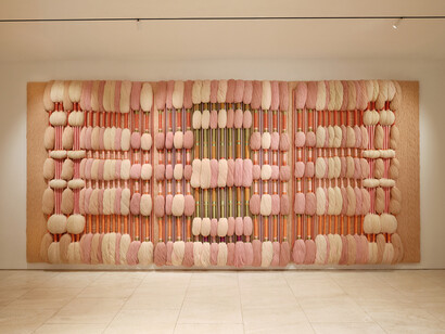 Sheila Hicks, La vie en rose, 1973. Courtesy of Demisch Danant Gallery