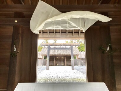 Ise Jingu Outer Shrine, main sanctuary © Alma Reyes
