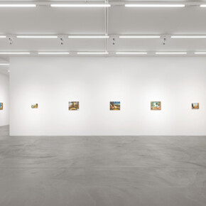 Karen Kilimnik, Exhibition view. Courtesy of Galerie Eva Presenhuber
