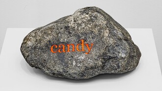 Wonwoo Lee, Candy, 2023; collezione di RM; © Wonwoo Lee, courtesy PKM Gallery