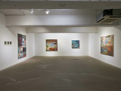 Cheng Ting Ting, Amber steps, exhibition view. Courtesy of Gallery Exit 