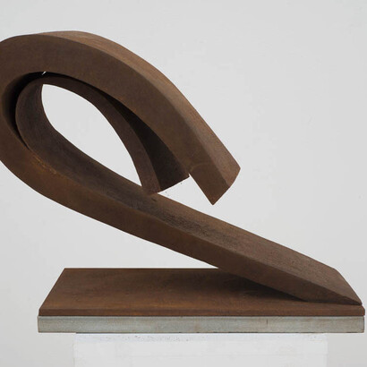 Group Show, Pepper, Double sbalzo, 2012, acero cortén, 36,2x45,72x35,56