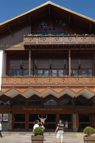 Palácio dos Festivais na cidade de Gramado, Rio Grande do Sul, Brasil. Explore o encanto e mergulhe nas atrações únicas e gastronomia premiada da Serra Gaúcha