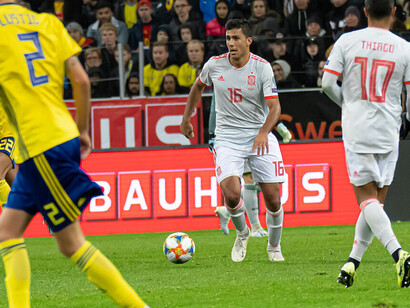 Sweden and Spain go head-to-head in a decisive UEFA EURO qualifying match
