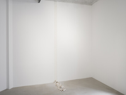 William Anastasi, Exhaling, then inhaling, vue de l'exposition. Avec l'aimable autorisation de la Galerie Jocelyn Wolff