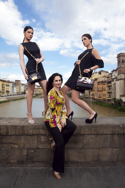 Lola Vitelli in riva d'Arno