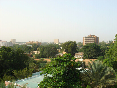 Vue du centre de Niamey et du district administratif, cœur politique et économique de la capitale nigérienne