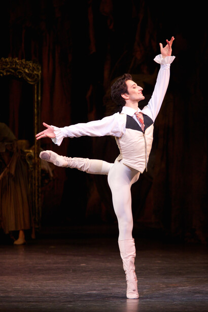 Valentino Zucchetti durante uno spettacolo