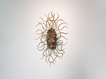 Various artists, Un minuto en la vida del mundo, exhibition view. Courtesy of Q Galeria
