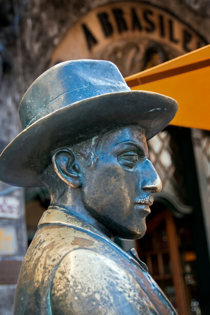 Fernando Pessoa, escultura