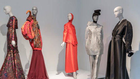 Contemporary Muslim Fashions. Courtesy of Museum für Angewandte Kunst