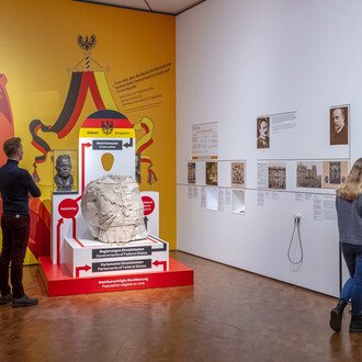 Roads not taken, or things could have turned out differently, exhibition view. Courtesy of Deutsches Historisches Museum