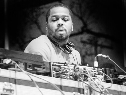 Les beatmakers, Just_Blaze © By fuseboxradio from USA - Broccoli City DC Festival - 2014 by DJ Fusion/FuseBox Radio, CC BY SA 2.0