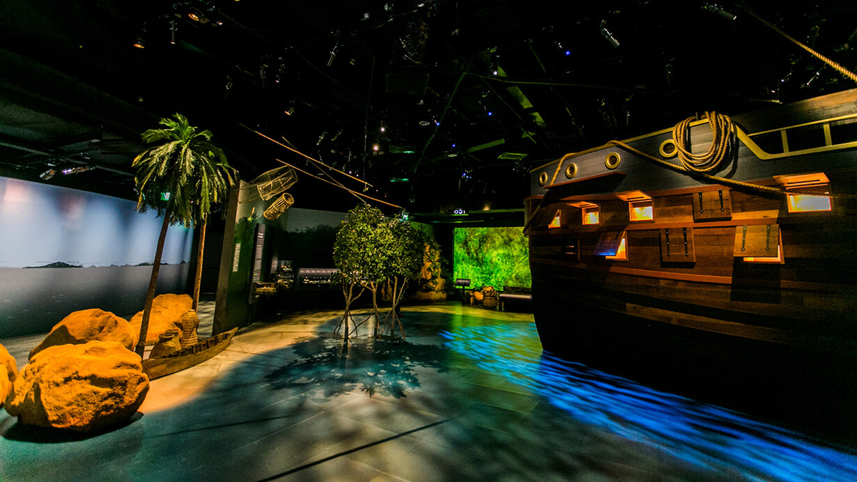 Singapore history gallery, exhibition view. Courtesy of National Museum of Singapore