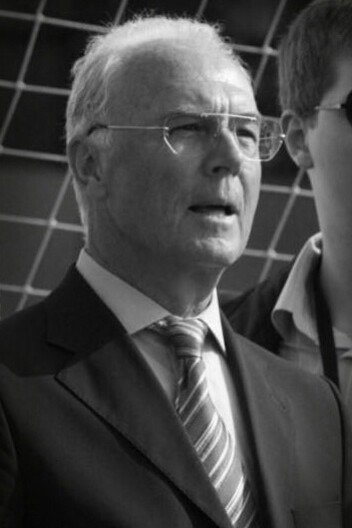 Franz Beckenbauer gewann die Weltmeisterschaft 1974 als Spieler sowie 1990 als Trainer mit der deutschen Nationalmannschaft