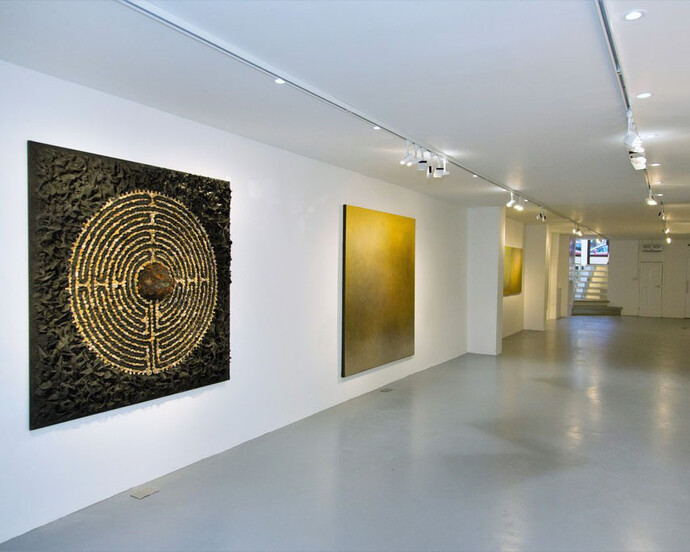 Form: Flow, Exhibition view. Courtesy of Amar Gallery