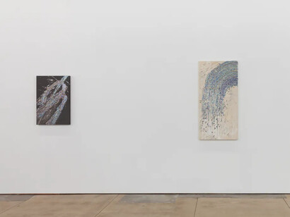 Seffa Klein, Sleeves, exhibition view. Courtesy of Wilding Cran Gallery