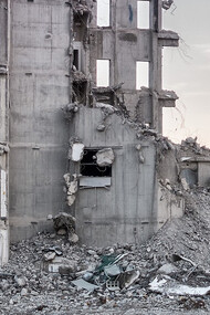 Kiev, Ucraina. Una guerra vicina a noi, vicina e allo stesso tempo dentro l'Europa. Una strage che ha causato migliaia di morti e milioni di sfollati