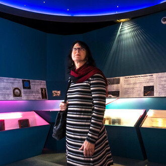 Kiwis and the coast, exhibition view. Courtesy of New Zealand Maritime Museum