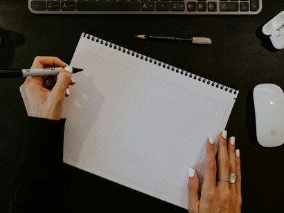 La confianza no aparece de inmediato, se construye gradualmente a medida que el proyecto toma forma