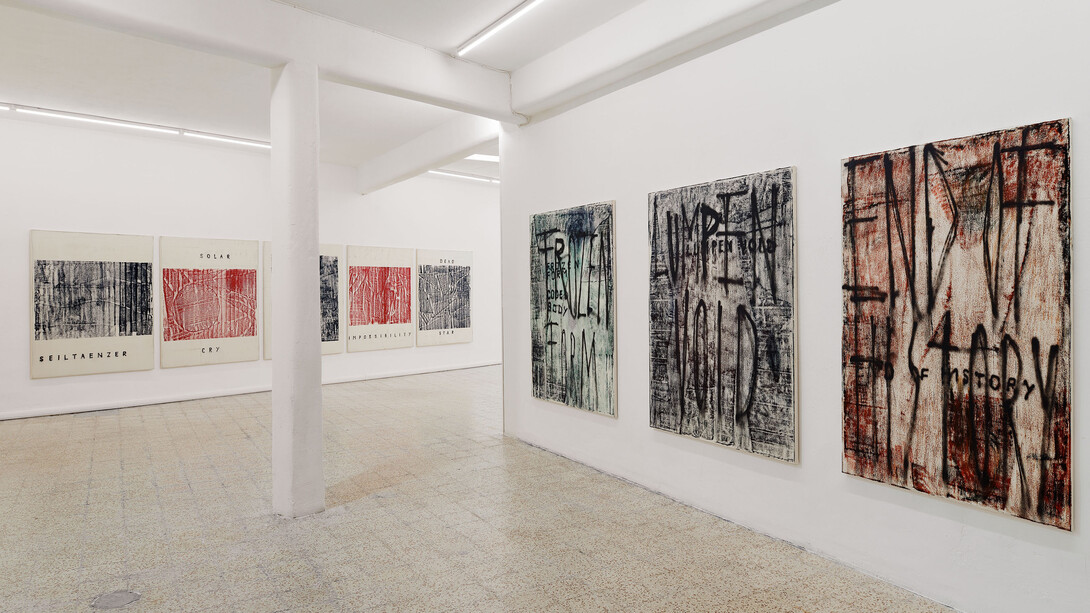 Fabian Herkenhoener, Lumpen void, veduta della mostra. Per gentile concessione di Contemporary Cluster. Foto di Roberto Apa