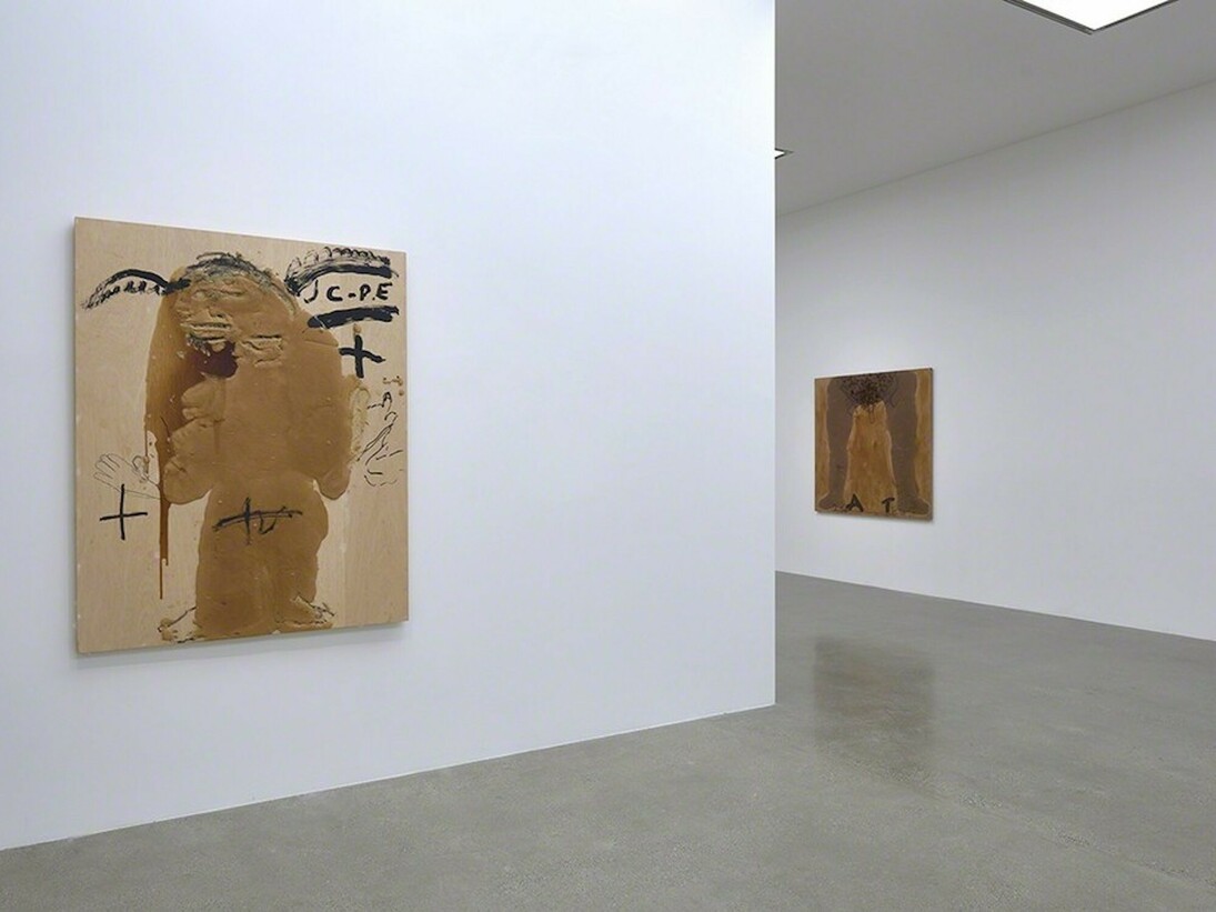 Antoni Tàpies. Revulsion and Desire, Exhibition view. Courtesy of Timothy Taylor