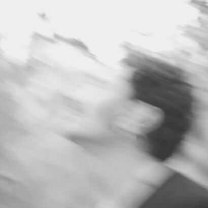 Sono storie d'amore universale, storie senza fretta, quelle narrate da Iucca in Amore senza fretta. Foto da @dino.semeraro