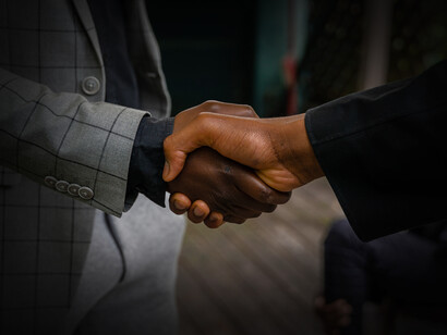 Como parte de una determinada sociedad respetuosa, hemos de elegir voluntaria y conscientemente la armonía relacional desenvolviendo el amor a la diversidad