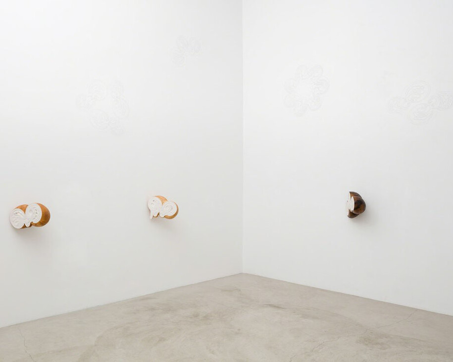 OO. Courtesy of Baik Art