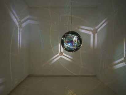 Olafur Eliasson, Your immeasurable expanse of flares, exhibition view. Courtesy of Galería Elvira González