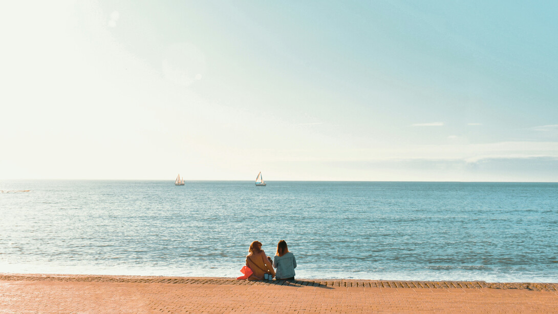 Un viaje entre amigas conlleva una experiencia llena de risas, confidencias y momentos inolvidables que fortalecen lazos y renuevan la energía
