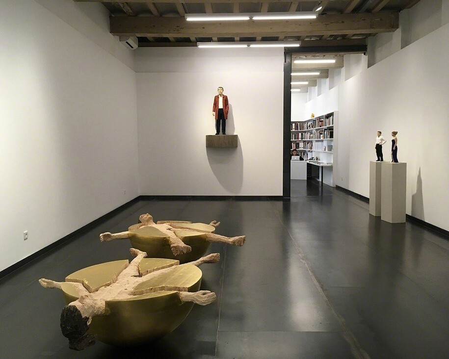 Stephan Balkenhol. Courtesy of Galeria Senda