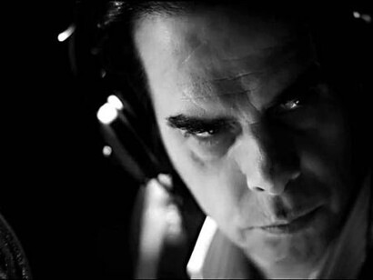 Un primo piano di Nick Cave