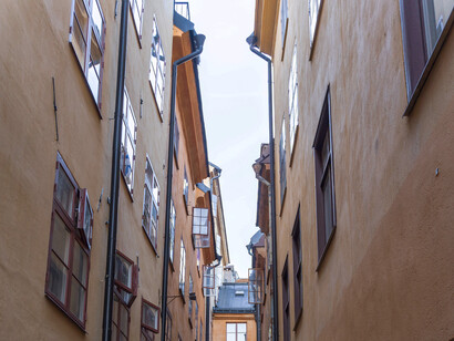 Aquí he venido a refugiarme, a descansar, a estudiar, a ensimismarme, a seguir viviendo. Gamla Stan (casco antiguo), 2018, Estocolmo. Suecia