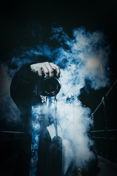 Magia della fotografia. La storia della fotografia è ricca di vere perle proprio come lo sono la pittura, la scultura, l'architettura. La fotografia è arte perché è comunicazione, è bellezza