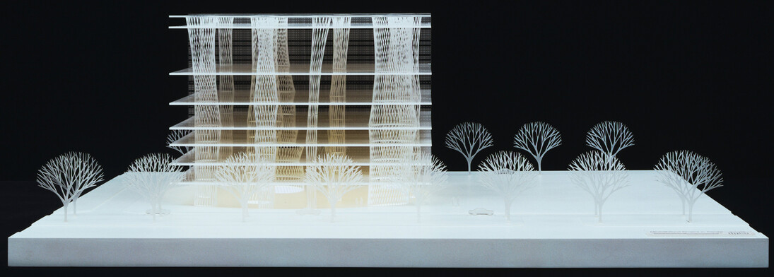 Toyo Ito & Associates, Architects.
Sendai Mediatheque, Miyagi, Japan. 1995–2001.
Model: acrylic, 10 5/8 x 31 1/2 x 29 1/8″ (27 x 80 x 74 cm).
The Museum of Modern Art, New York. Gift of the architect in honor of Philip Johnson.
© 2015 Toyo Ito