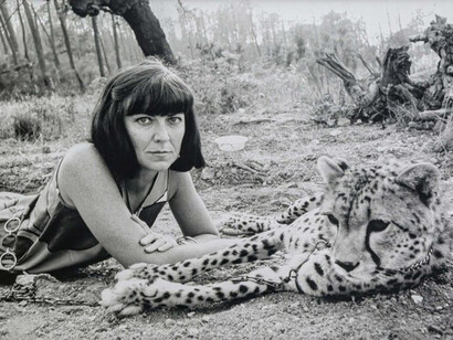 Helmut Newton, June with cheetah (detail), Ramatuelle 1976. Courtesy of Museum für Fotografie