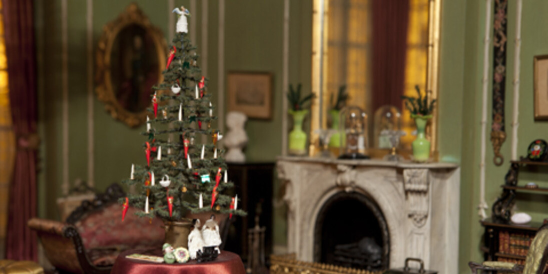 Holiday Thorne Rooms. Courtesy of Art Institute of Chicago