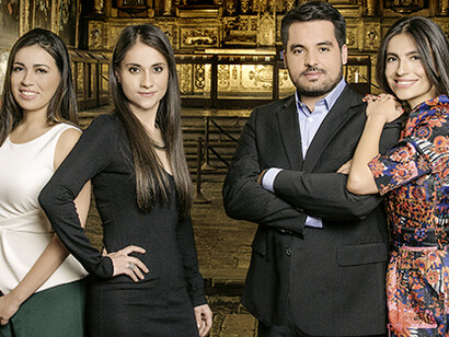 Alejandra Acuña con el resto de miembros del Quinteto Quintero
