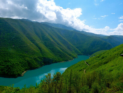 Paisagem típica de Plužine
