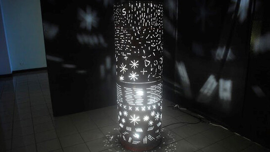 Cosmos, 2024. Instalación. Juan Carlos Sojo. Galería Nacional, Costa Rica. Foto AKEZ