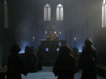 Wael Shawky, Cabaret Crusades: The Horror Show File, 2010, HD video, color, sound, 31:49 min. Video still. Courtesy the artist and Sfeir-Semler Gallery, Beirut / Hamburg