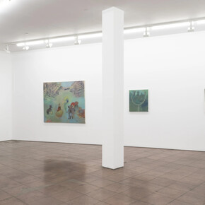 Justine Neuberger, Static from the angelic waveband, exhibition view. Courtesy of Hales Gallery