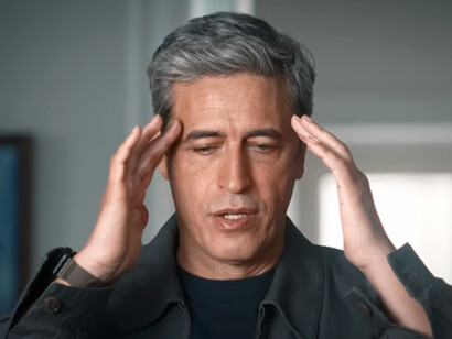 Il progetto cinematografico arriva ora in sala con PiperFilm, trasformando la storia del libro in un racconto visivo che mette al centro altruismo, fede e dubbi esistenziali