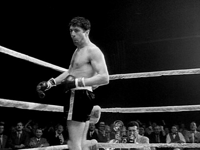 Une scène du film Raging Bull (1980) avec Robert de Niro dans le rôle du champion de boxe Jake LaMotta
