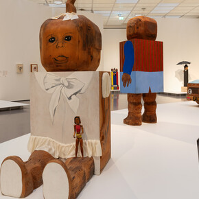 Marisol, ausstellungsansicht. Mit freundlicher genehmigung des Kunsthauses Zürich